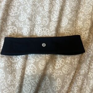 Lululemon Black Headband